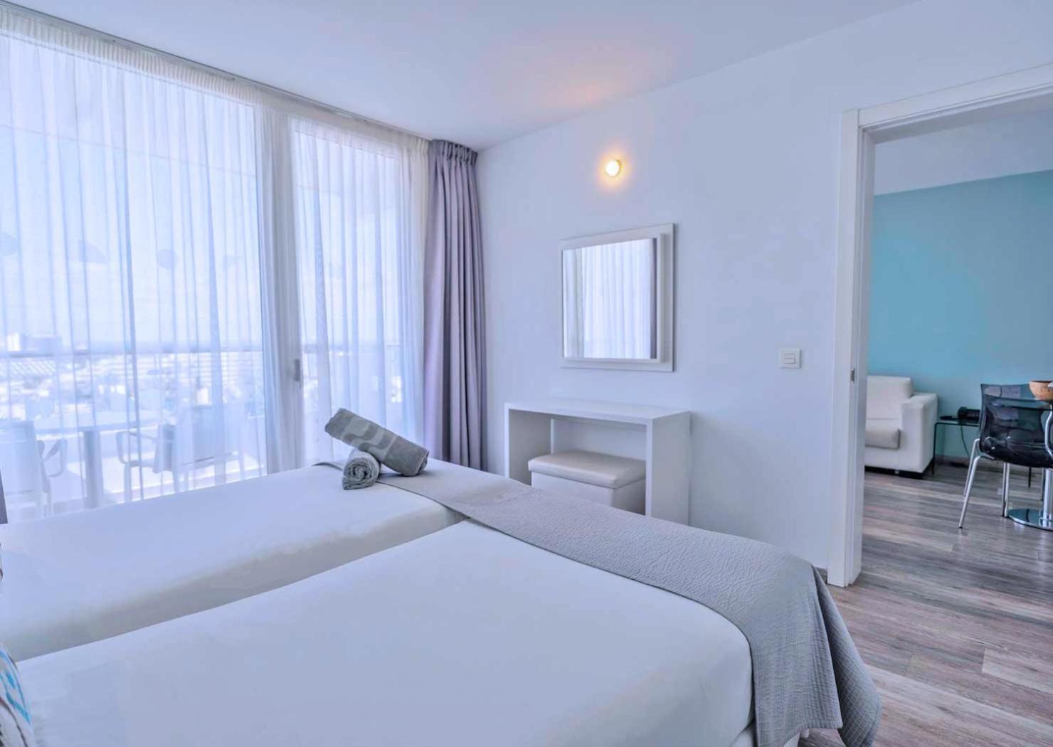 فندق Coral Ocean View - Adults Only بلايا ذي لاس أميريكاس المظهر الخارجي الصورة