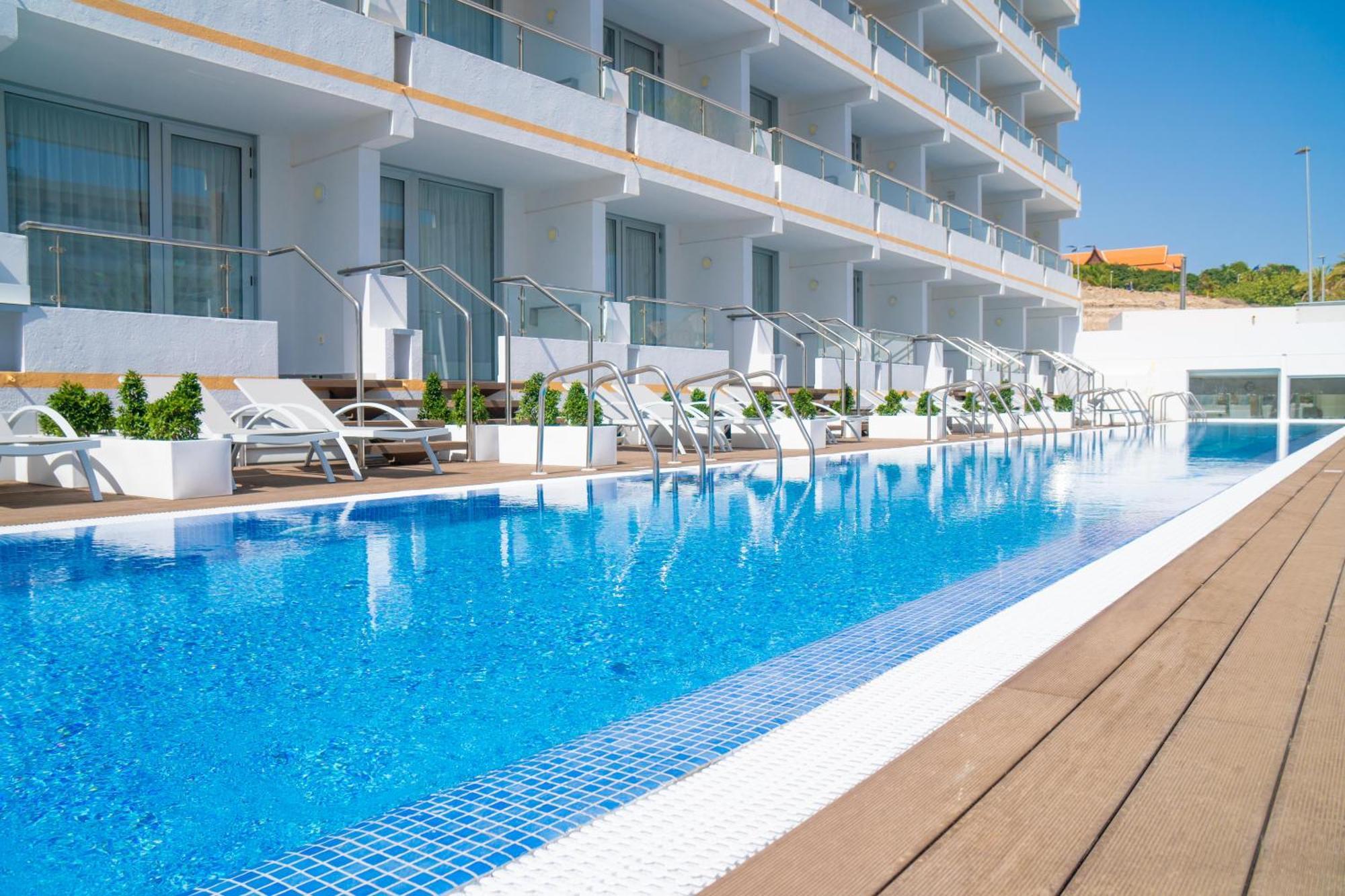 فندق Coral Ocean View - Adults Only بلايا ذي لاس أميريكاس المظهر الخارجي الصورة
